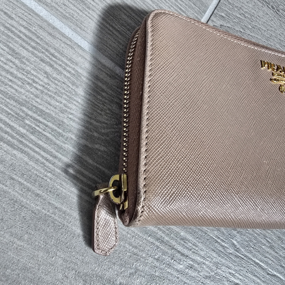 Prada saffiano zip around wallet - Picture 3 of 15
